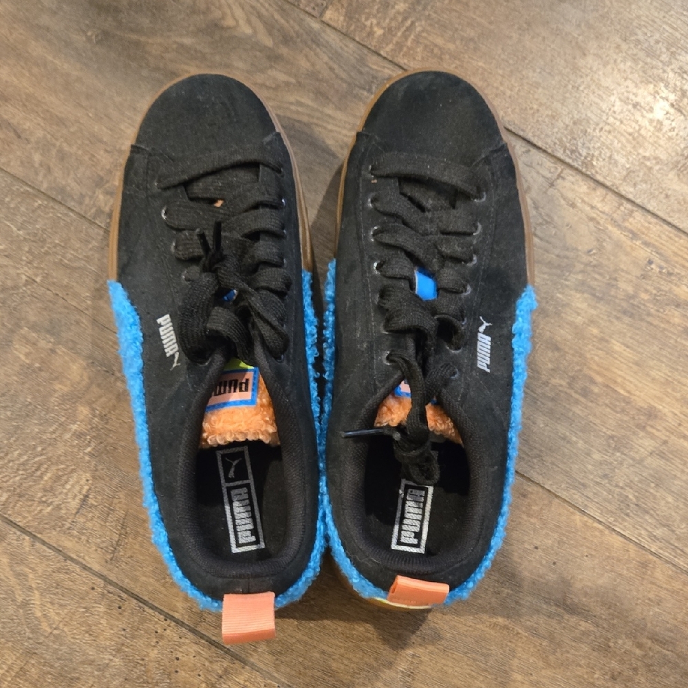 Puma Black and Blue Sneakers with Orange Accents NeW